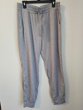 HALARA Women's Drawstring Joggers With Ruched Butt Detail - Fog Gray